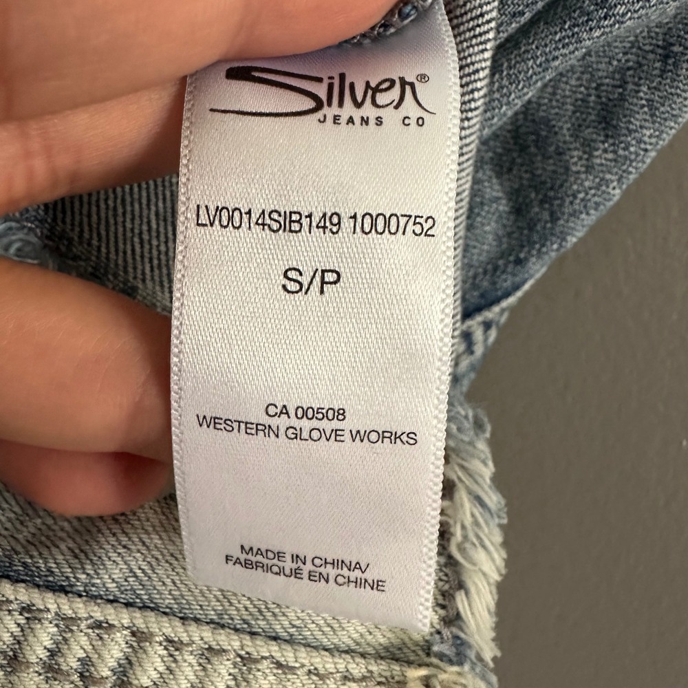 Silver Jeans Co. Acid Wash Distressed Denim Vest Light + Acid‎ Wash SMALL - Picture 4 of 6